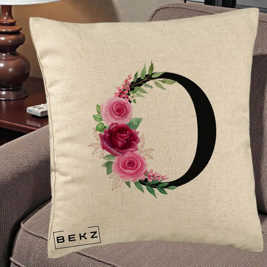 Cadou Personalizat - Perna Personalizata Monograma Florala Litera O, 40x40 cm, Bej, Husa Detasabila, Perna Inclusa, BEKZ®