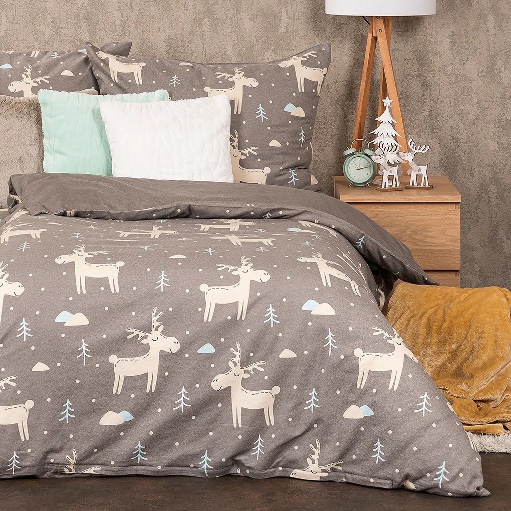 Lenjerie de pat din flanelă 4Home Happy reindeer, 140 x 200 cm, 70 x 90 cm