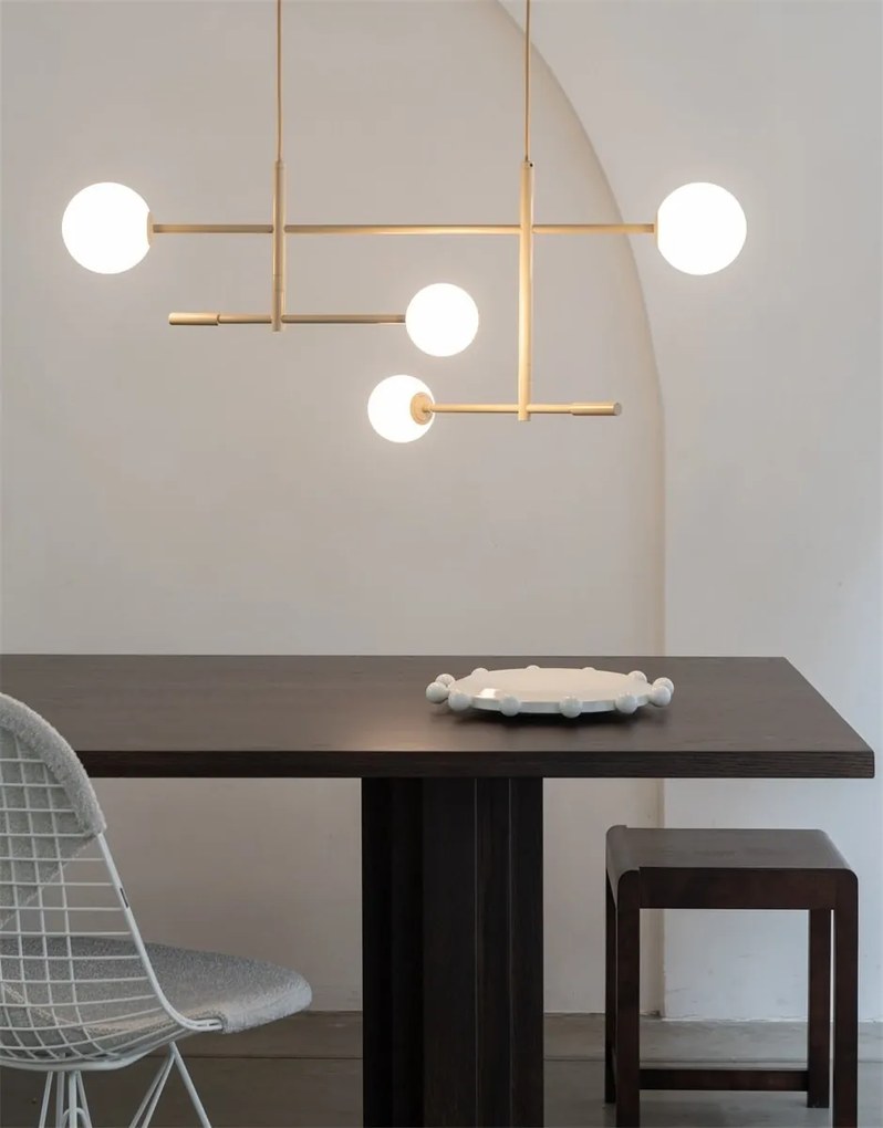 Lustra metal bej cu 4 globuri sticla Copenhagen