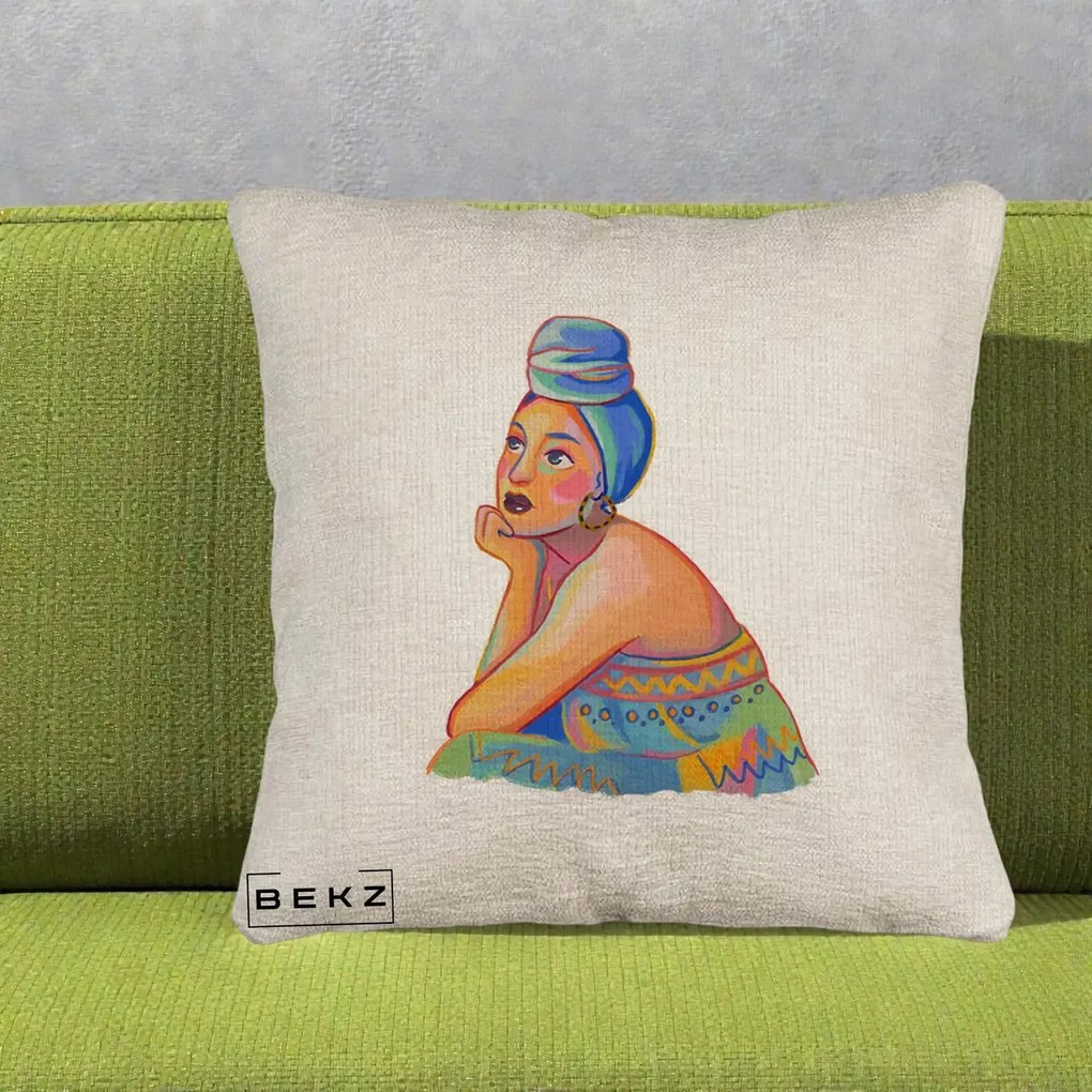 Perna Decorativa Portret Femeie Contemplativa, 40x40 cm, Bej Canapea, Husa Detasabila, Perna Inclusa, BEKZ®