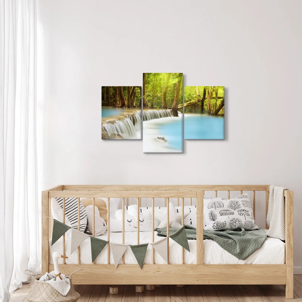 Tablou cu cascada Huai Mae Kamin în pădure (90x60 cm)