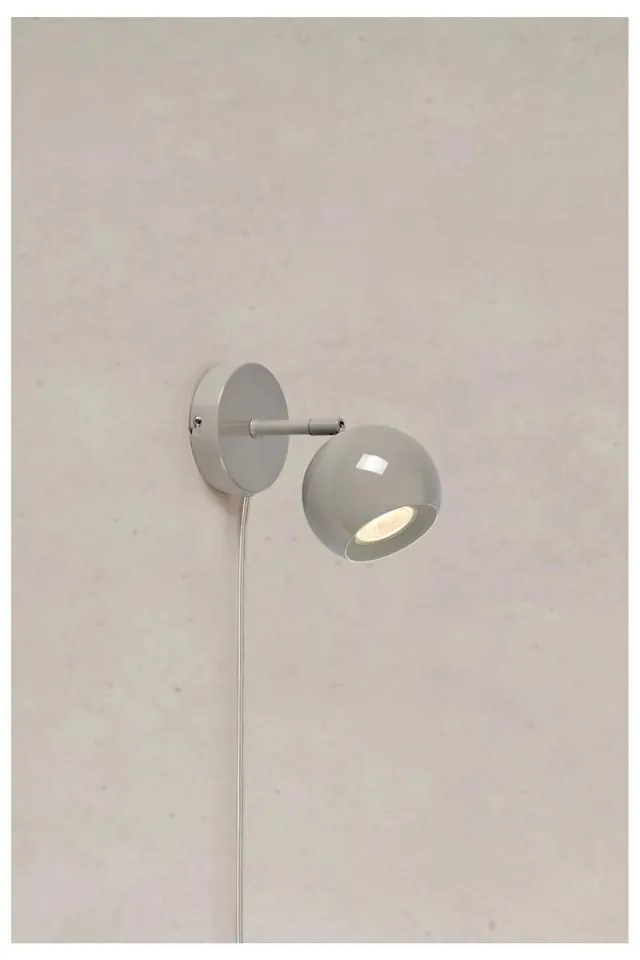 Aplică de perete grej cu alimentare la priză Pop – Markslöjd