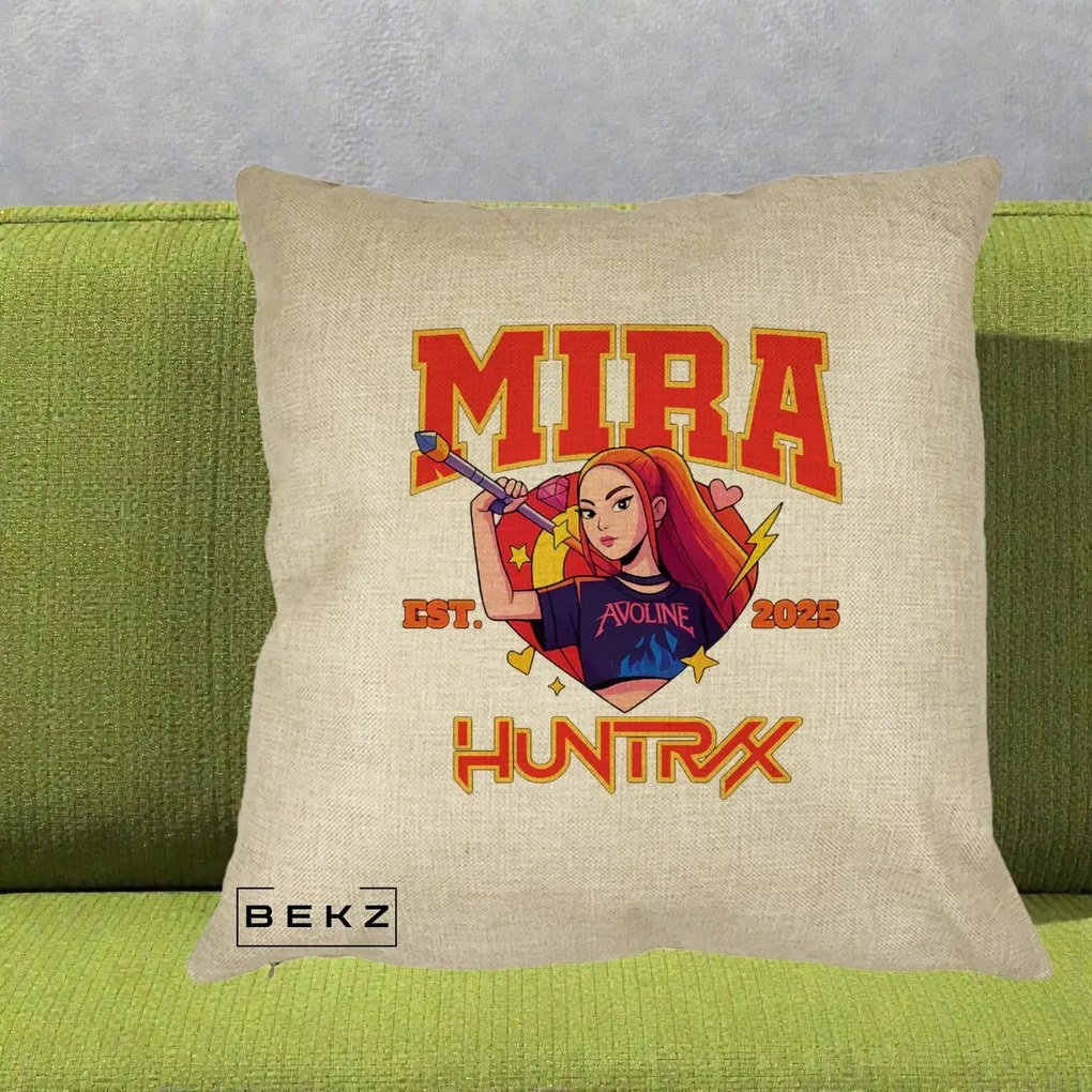 Perna Personalizata K-pop HUNTRX Mira Personaj Avoline, 40x40 cm, Crem, Husa Detasabila, Perna Inclusa, BEKZ®