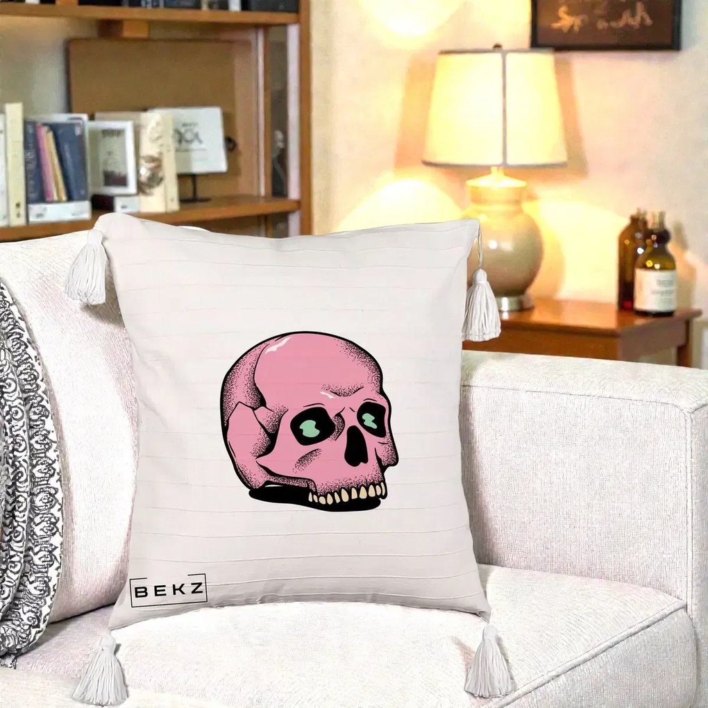Perna Decorativa Craniu Roz Tatoo Art Halloween, 40x40 cm, Bej cu Franjuri, Husa Detasabila, Perna Inclusa, BEKZ®