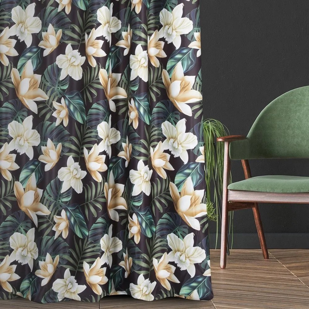 Draperie verde scurtă decorativă, cu flori, agățat de cârlige Lungime: 170 cm