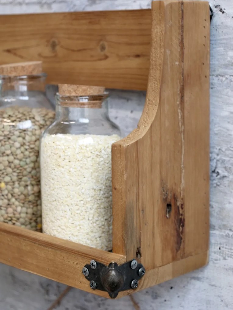 Raft din lemn, cu aspect rustic