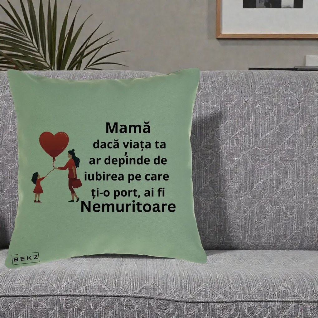 Cadou pentru Mama - Perna Personalizata Mama Nemuritoare cu Bebelus Kawaii, 40x40 cm, Verde, Husa Detasabila, Perna Inclusa, BEKZ®