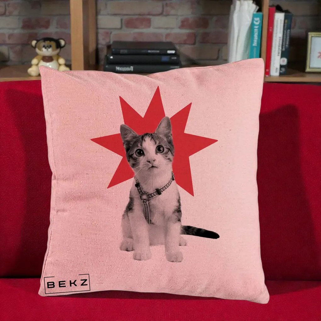 Perna Decorativa Pisica Star Pop Art, 40x40 cm, Roz, Husa Detasabila, Perna Inclusa, BEKZ®