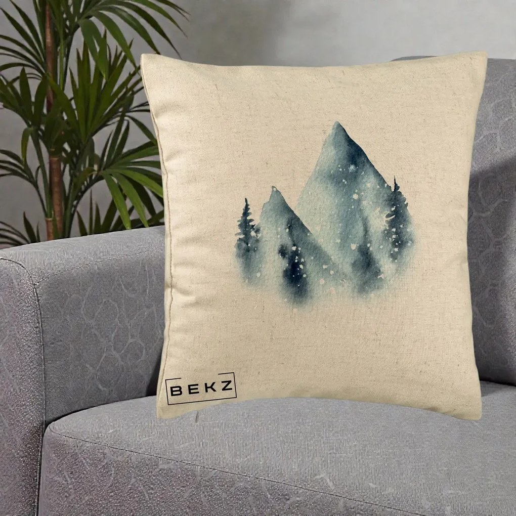 Perna decorativa de Craciun: Munti Inzapeziti Acuarela Indigo, 40x40 cm cu Umplutura, Bej, BEKZ