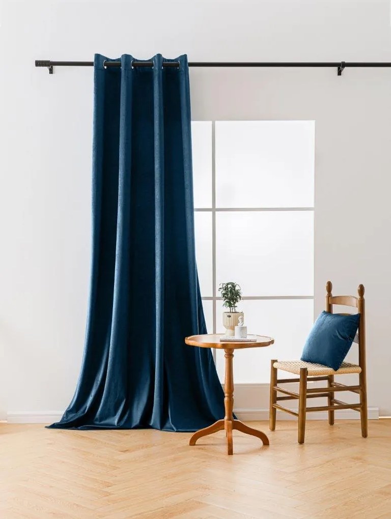 Draperie din catifea Culoare albastru kerosen, VELVET 140x250 cm Agățat: Inele metalice