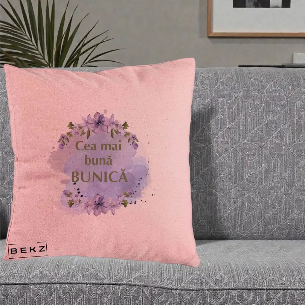 Cadou pentru Bunica - Perna Personalizata Cea Mai Buna Bunica Flori Mov Acuarela Auriu, 40x40 cm, Roz, Husa Detasabila, Perna Inclusa, BEKZ®