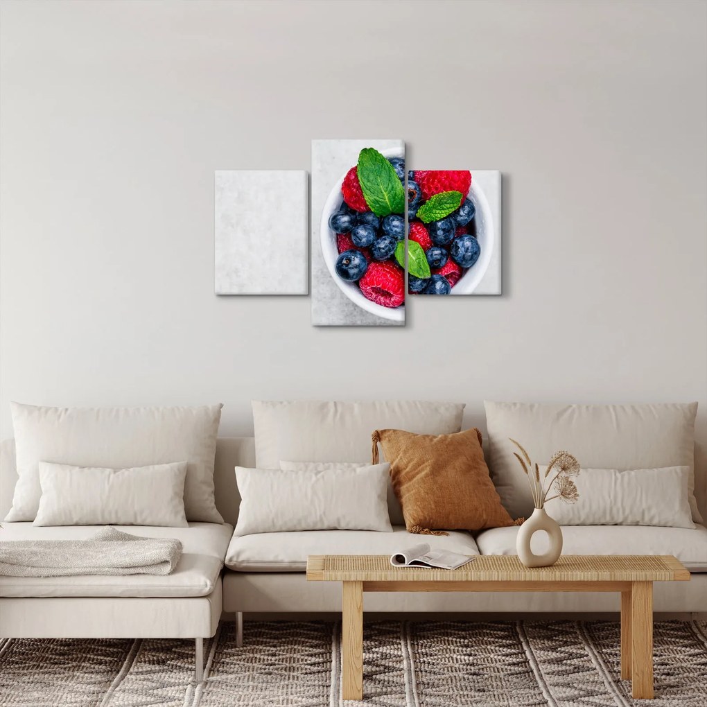 Tablou - bol cu fructe de pădure (90x60 cm)