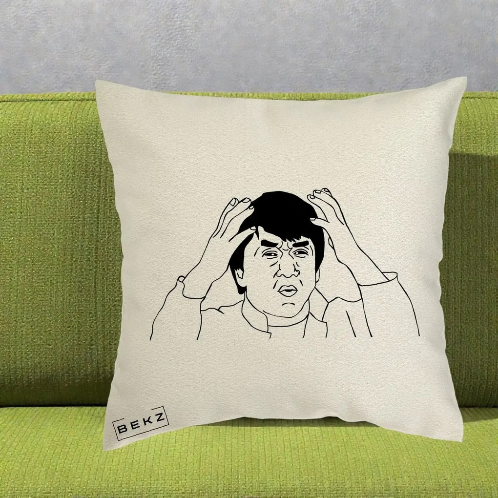 Perna Decorativa Jackie Chan WTF, 40x40 cm, Ecru, Husa Detasabila, Perna Inclusa, BEKZ®