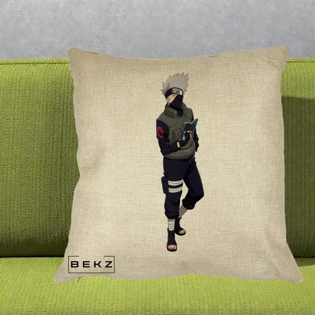 Perna Personalizata Naruto Kakashi Hatake Portret Complet, 40x40 cm, Crem, Husa Detasabila, Perna Inclusa, BEKZ®