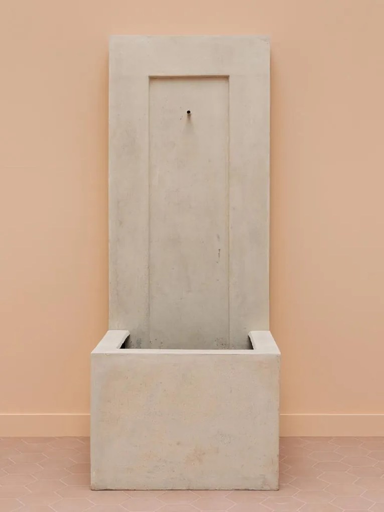 Fantana decorativa de gradina, din piatra si rasina, Minimalist
