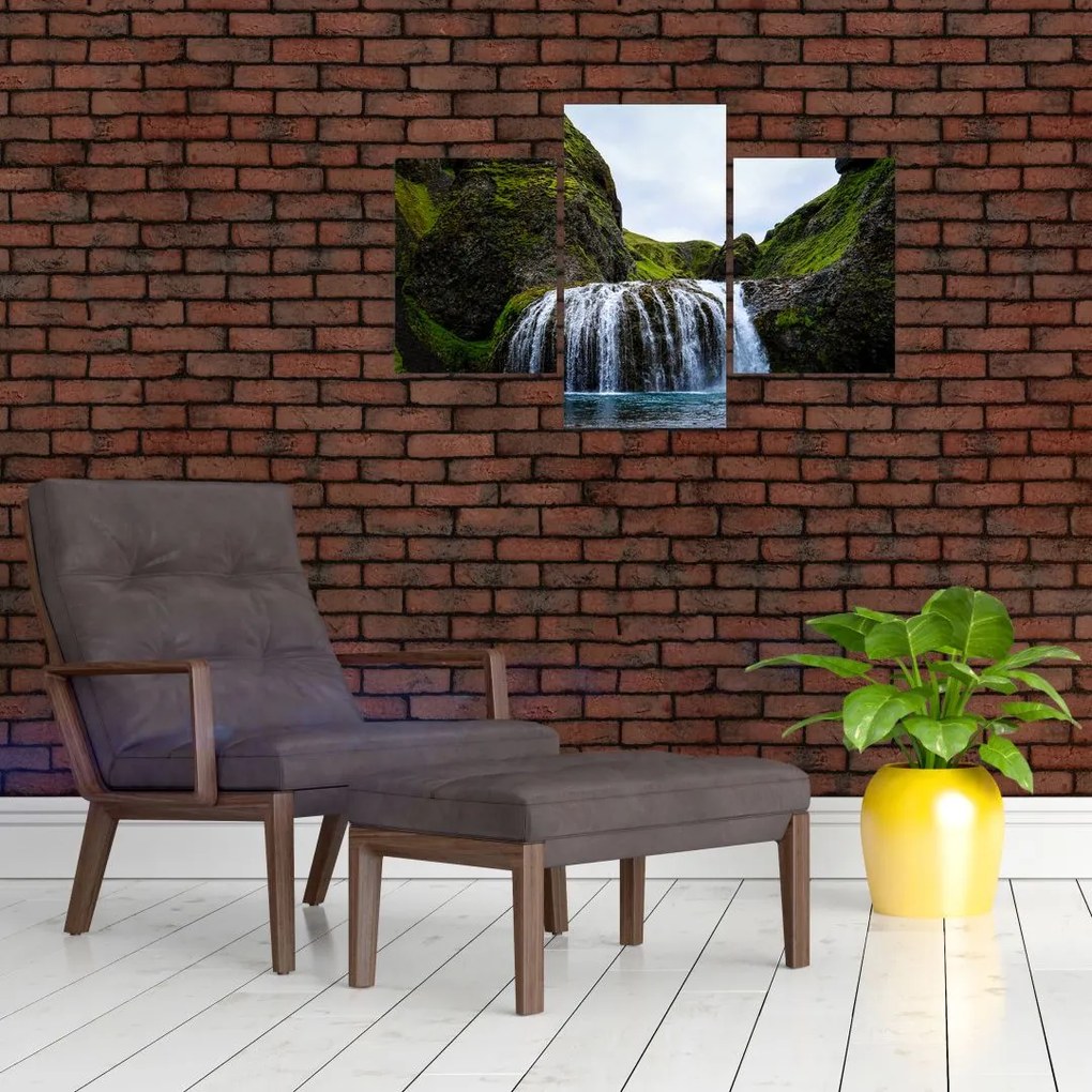 Tablou - Stânci cu cascadă (90x60 cm)