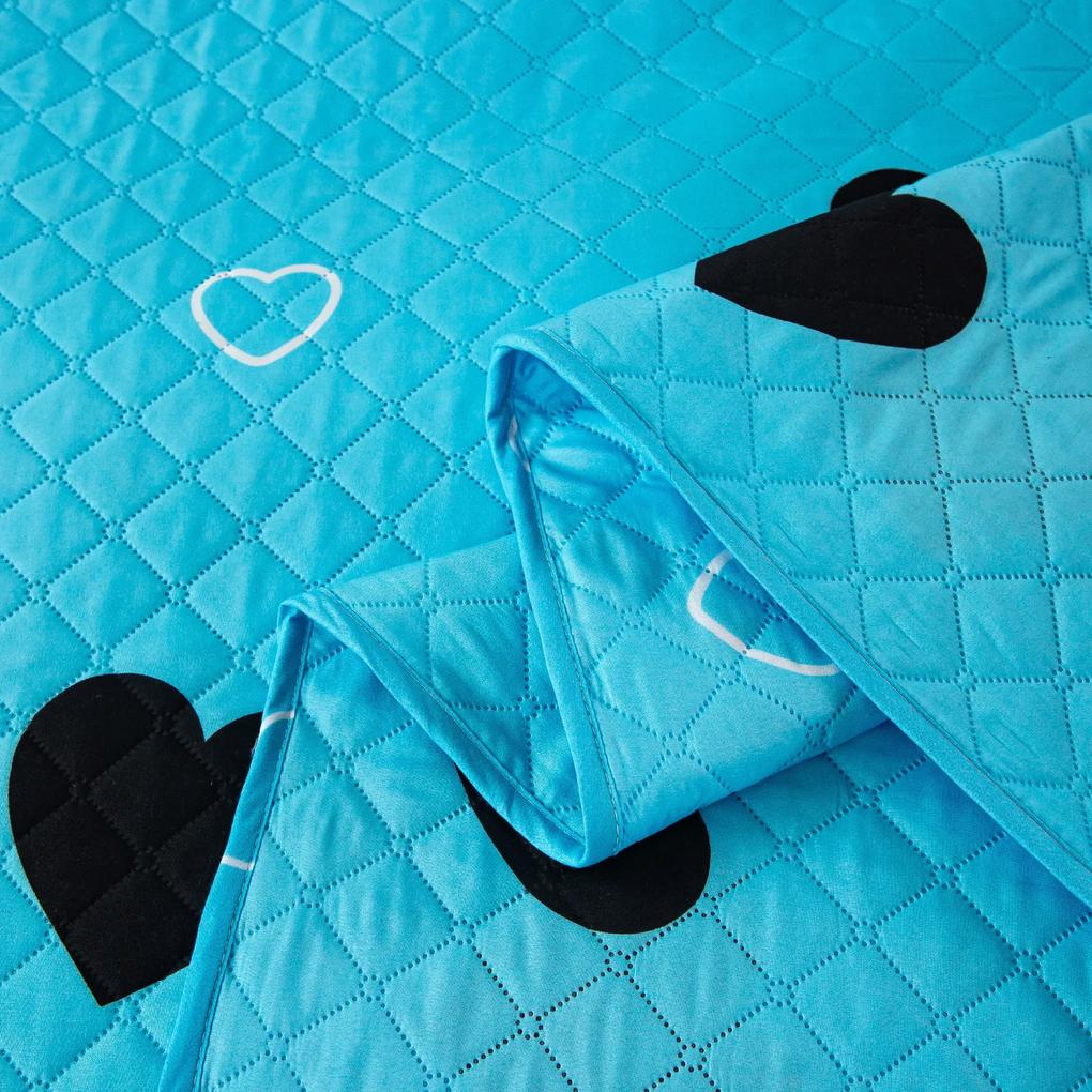 Cuvertura de pat cu model CORAZON albastru Dimensiune: 220 x 240 cm