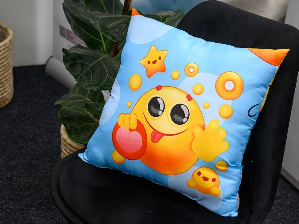 Perna decorativa din microfibra Culoare albastra, EMOJI 45 x 45 cm