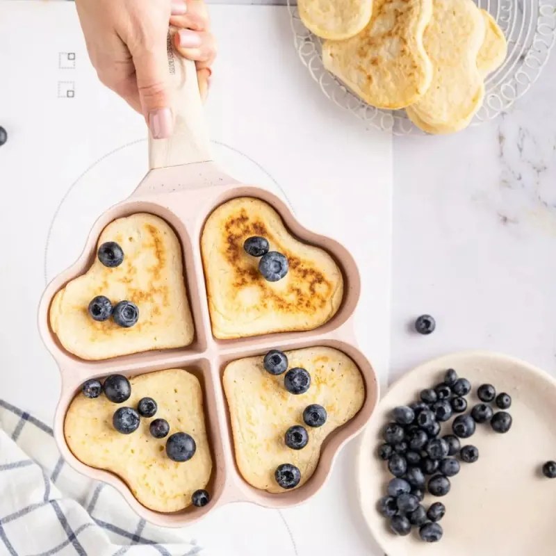 Tigaie cu 4 compartimente Klausberg KB 7820, 19 cm, Forma de inima, Strat de marmura, Inductie, Roz