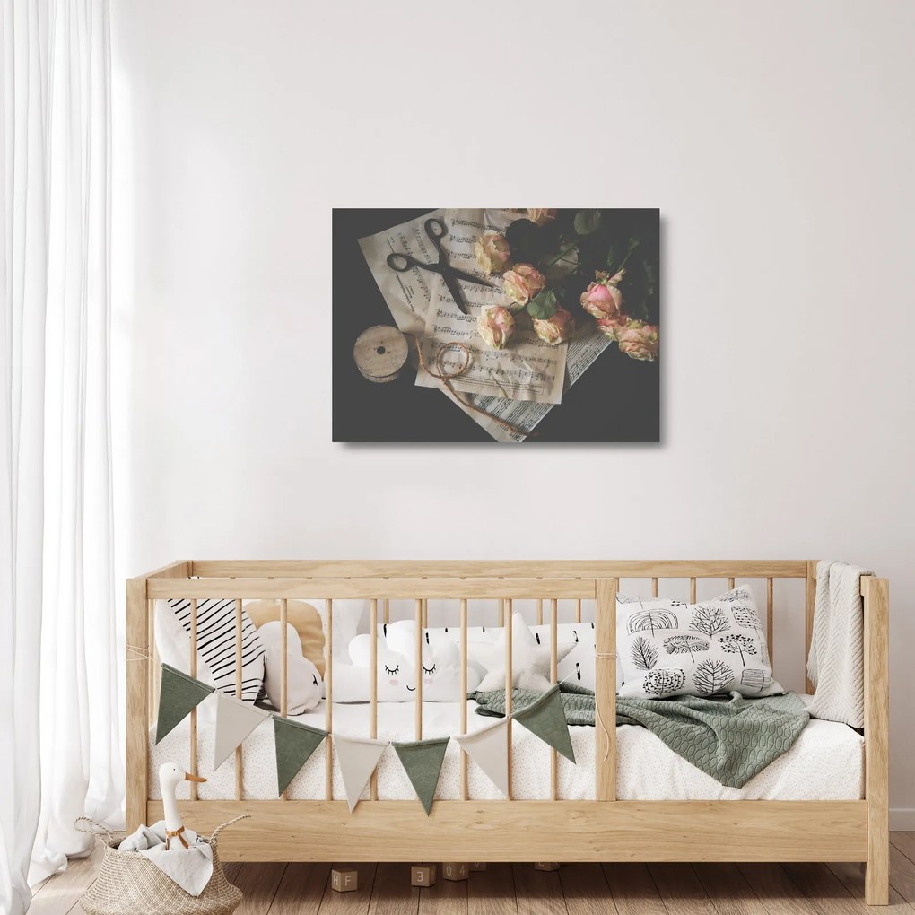 Tablou pe sticlă cu note muzicale și trandafiri (70x50 cm)