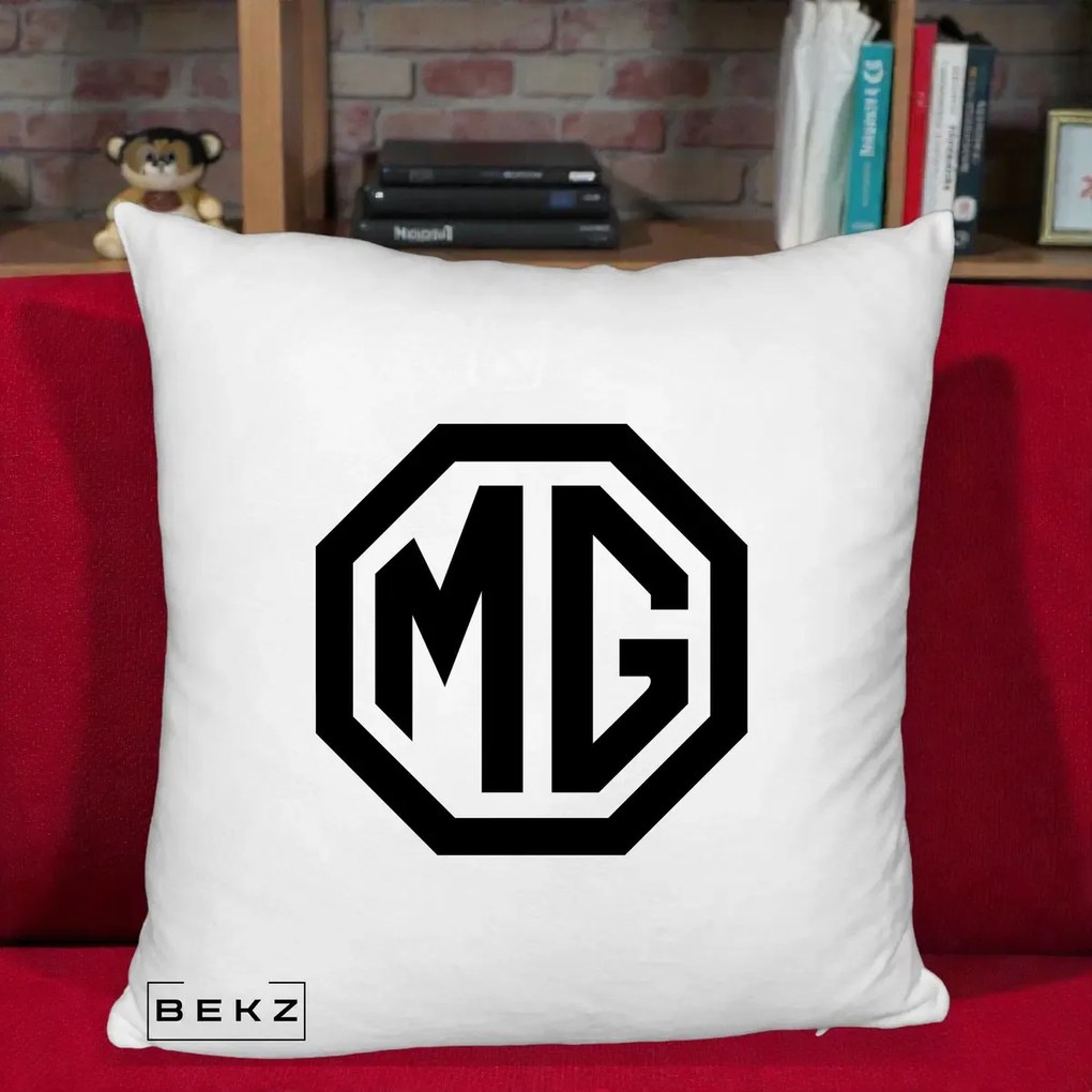 Perna Personalizata cu emblema MG, 40x40 cm, Alb Pufos, Husa Detasabila, Perna Inclusa, BEKZ®