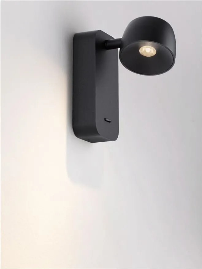 Aplica de perete cu spot directionabil LED VIRE