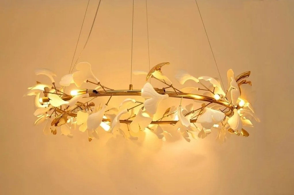 Lustra Suspendata, Metal Auriu, Petale Flori Albe Ceramice, FLORA 100