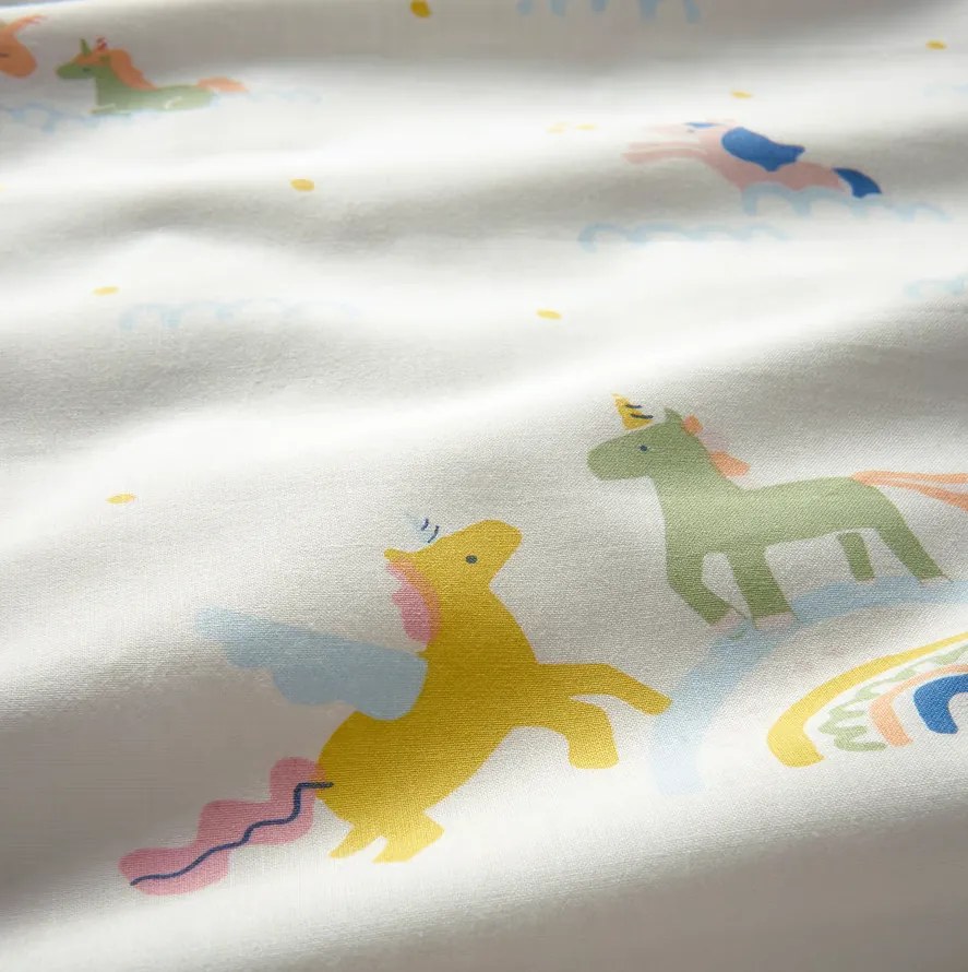 Lenjerie de pat pentru copii MAGIC UNICORN TALES alb, 100% bumbac Dimensiune lenjerie de pat: 70 x 80 cm | 140 x 200 cm