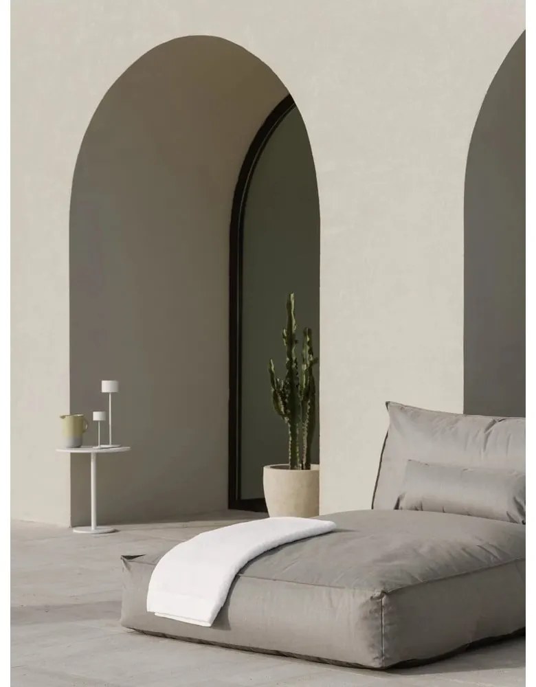 Corp de iluminat pentru exterior LED portabil cu intensitate reglabilă cu USB ø 7 cm Farol Mini – Blomus