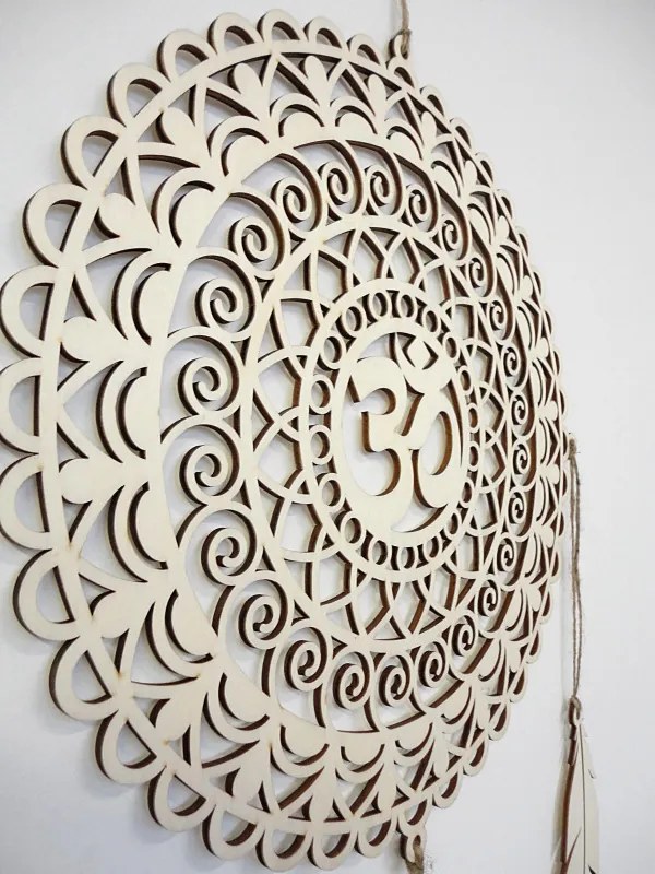 SENTOP | OM Mandala – captator de vise din lemn pentru perete | AURAVIA