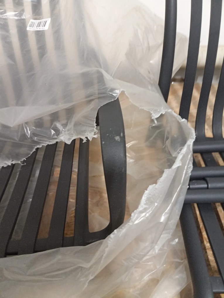 OFERTA Scaun din plastic TREGO cu brate, antracit clasa II