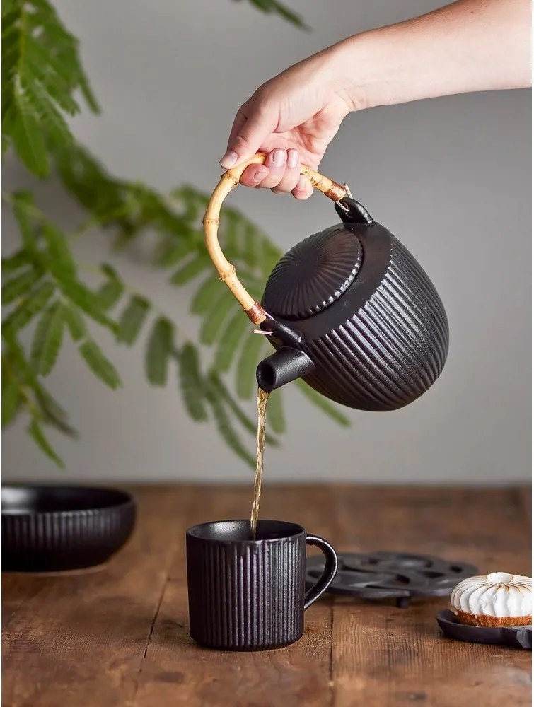 Ceainic negru din gresie ceramică 850 ml Neri – Bloomingville