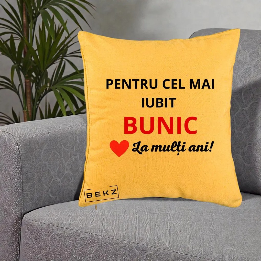 Cadou pentru Bunic - Perna Personalizata Pentru Cel Mai Iubit Bunic La Multi Ani Rosu, 40x40 cm, Galben, Husa Detasabila, Perna Inclusa, BEKZ®