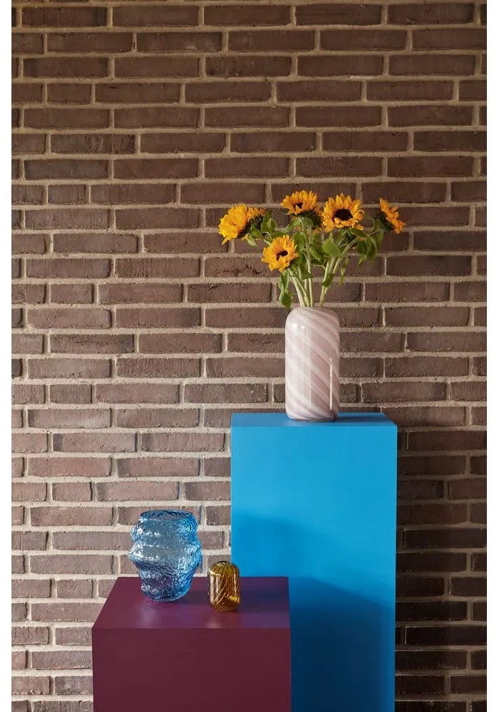 Vază albastru-deschis din sticlă lucrată manual (înălțime 18 cm) Aurora – Hübsch