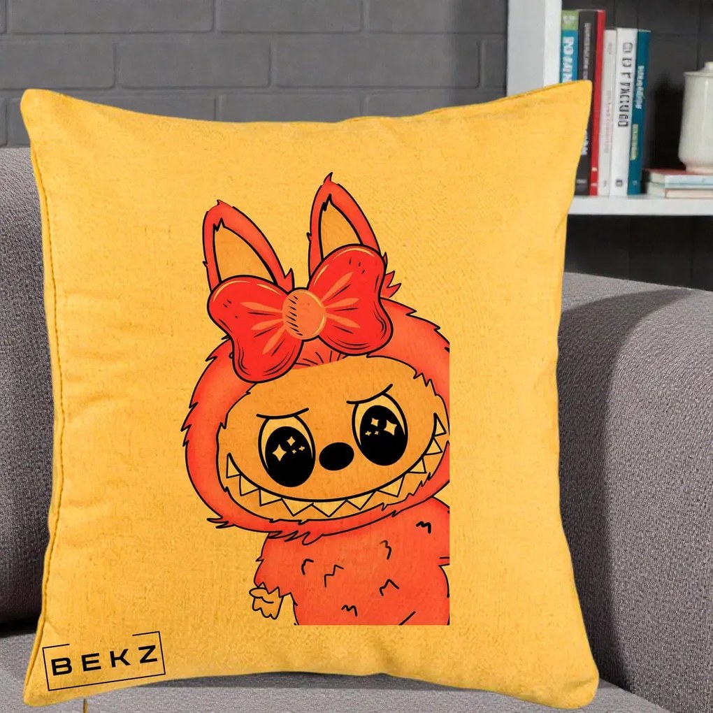 Perna Personalizata Labubu Roz cu Funda, 40x40 cm, Galben, Husa Detasabila, Perna Inclusa, BEKZ®