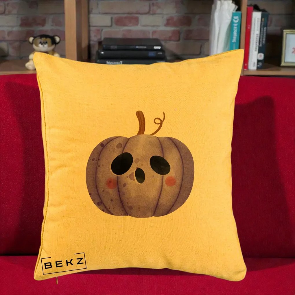 Perna Decorativa Dovleac Halloween Mov Kawaii, 40x40 cm, Galben, Husa Detasabila, Perna Inclusa, BEKZ®