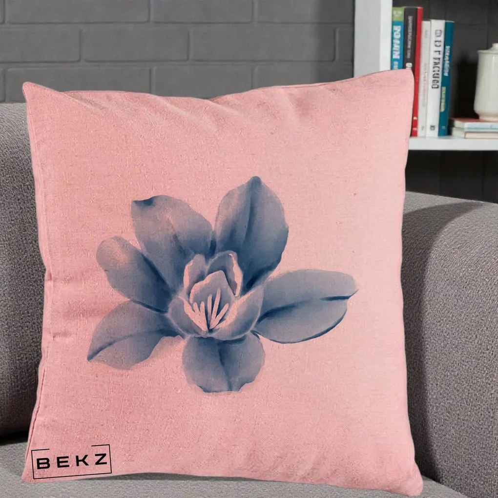 Perna Decorativa Magnolie Albastra Acuarela, 40x40 cm, Roz, Husa Detasabila, Perna Inclusa, BEKZ®