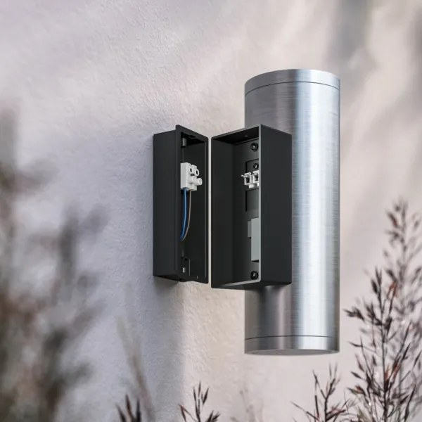 Corp de iluminat LED RGB de exterior Philips 17463/47/P7 Hue APPEAR 2xLED/8W/230V IP44