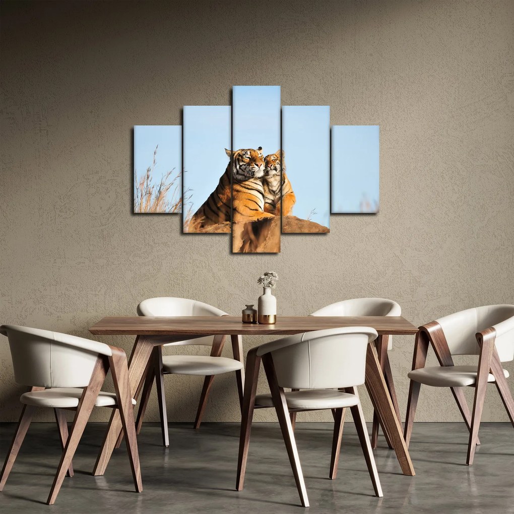 Tablou - Tigroaica cu pui (150x105 cm)