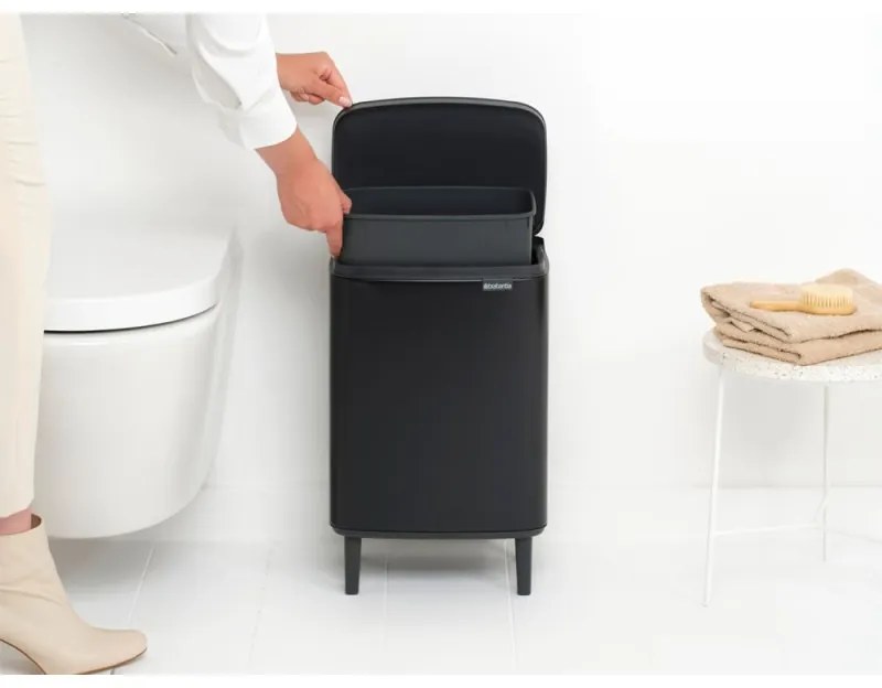Cos pentru gunoi Brabantia Bo Small Hi 1006649, 12 L, Deschidere lina si silentioasa, Bază antiderapantă, Negru