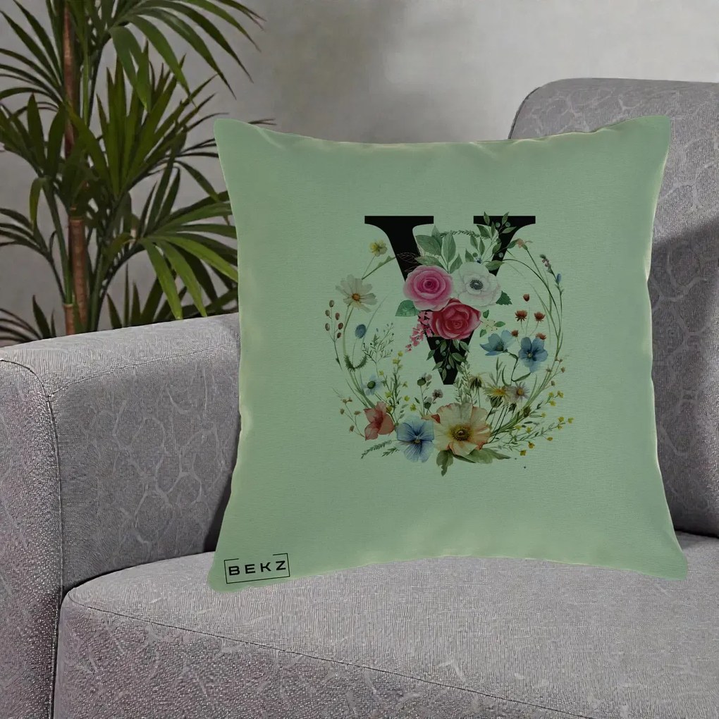 Cadou Personalizat - Perna Personalizata Monograma Florala Litera V cu Coroana, 40x40 cm, Verde, Husa Detasabila, Perna Inclusa, BEKZ®