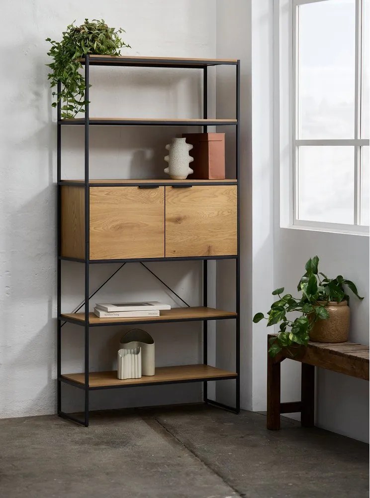 Bibliotecă în culoare naturală cu aspect de lemn de stejar 90x190x40 cm Cesura – Unique Furniture