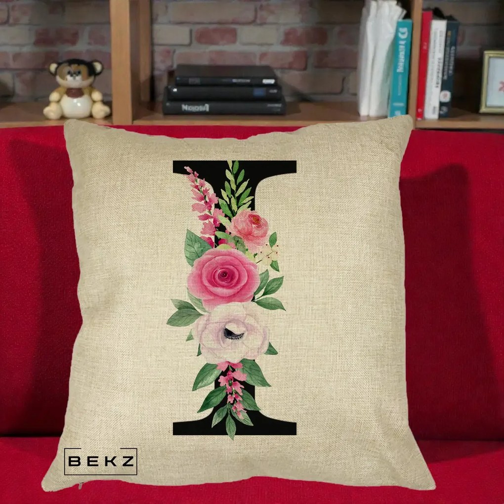 Cadou Personalizat - Perna Personalizata Monograma Florala Litera I, 40x40 cm, Crem, Husa Detasabila, Perna Inclusa, BEKZ®
