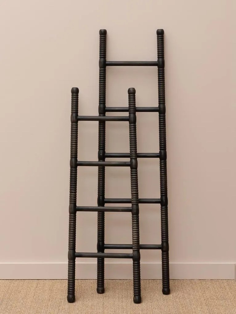 Scara decorativa din lemn de pin , 152 cm , "Etnik"