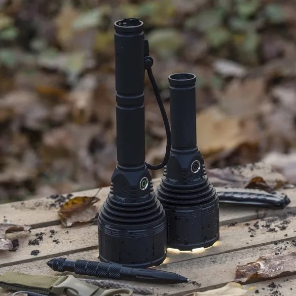 Lanternă LED reîncărcabilă LED/30W/5V IPX7 3000 lm 5,5 h 4200 mAh