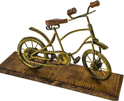 Decoratiune bicicleta din lemn si fier