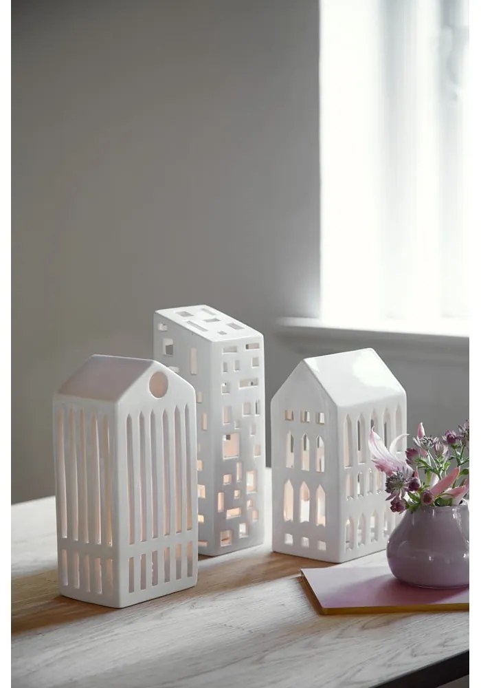 Sfeșnic din ceramică Kähler Design Urbania Lighthouse High Building, alb