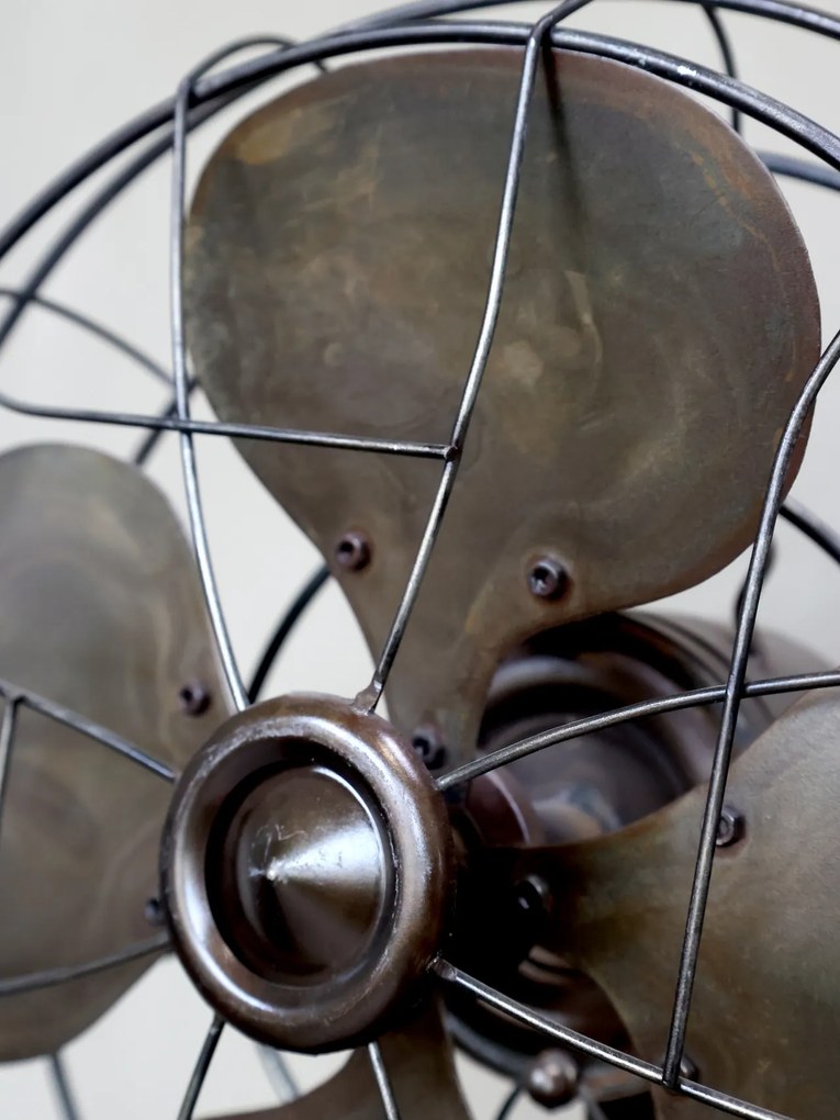 Ventilator decorativ din metal, finisaj alamă antichizată , Factory