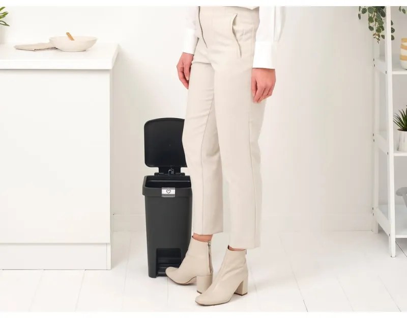 Cos de gunoi cu pedala Brabantia StepUp 1008476, 10 L, Materiale ecologice, Deschidere mare, Gri Inchis