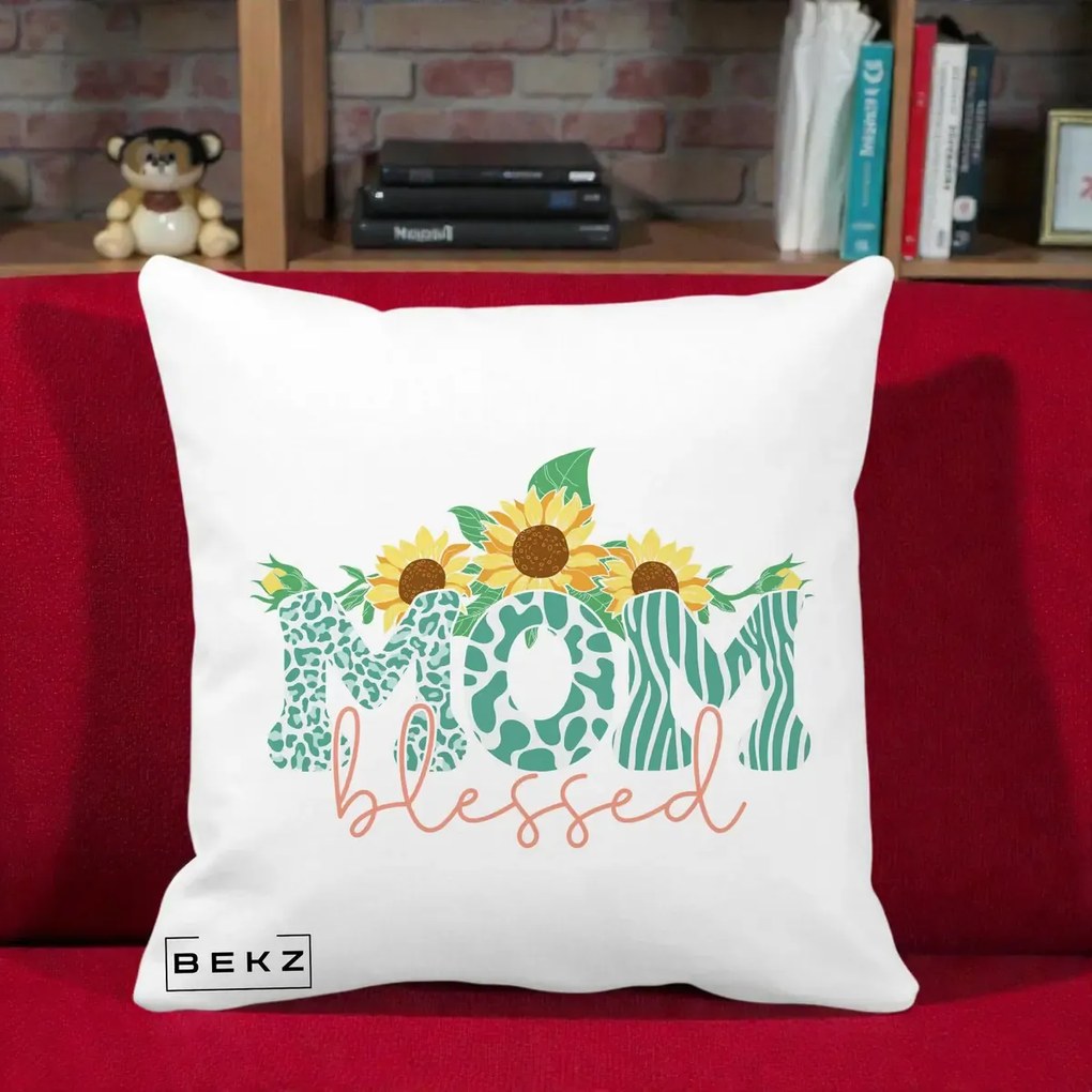 Cadou pentru Mama - Perna Personalizata Mom Blessed cu Floarea Soarelui Animal Print Teal, 40x40 cm, Alba Mata, Husa Detasabila, Perna Inclusa, BEKZ®